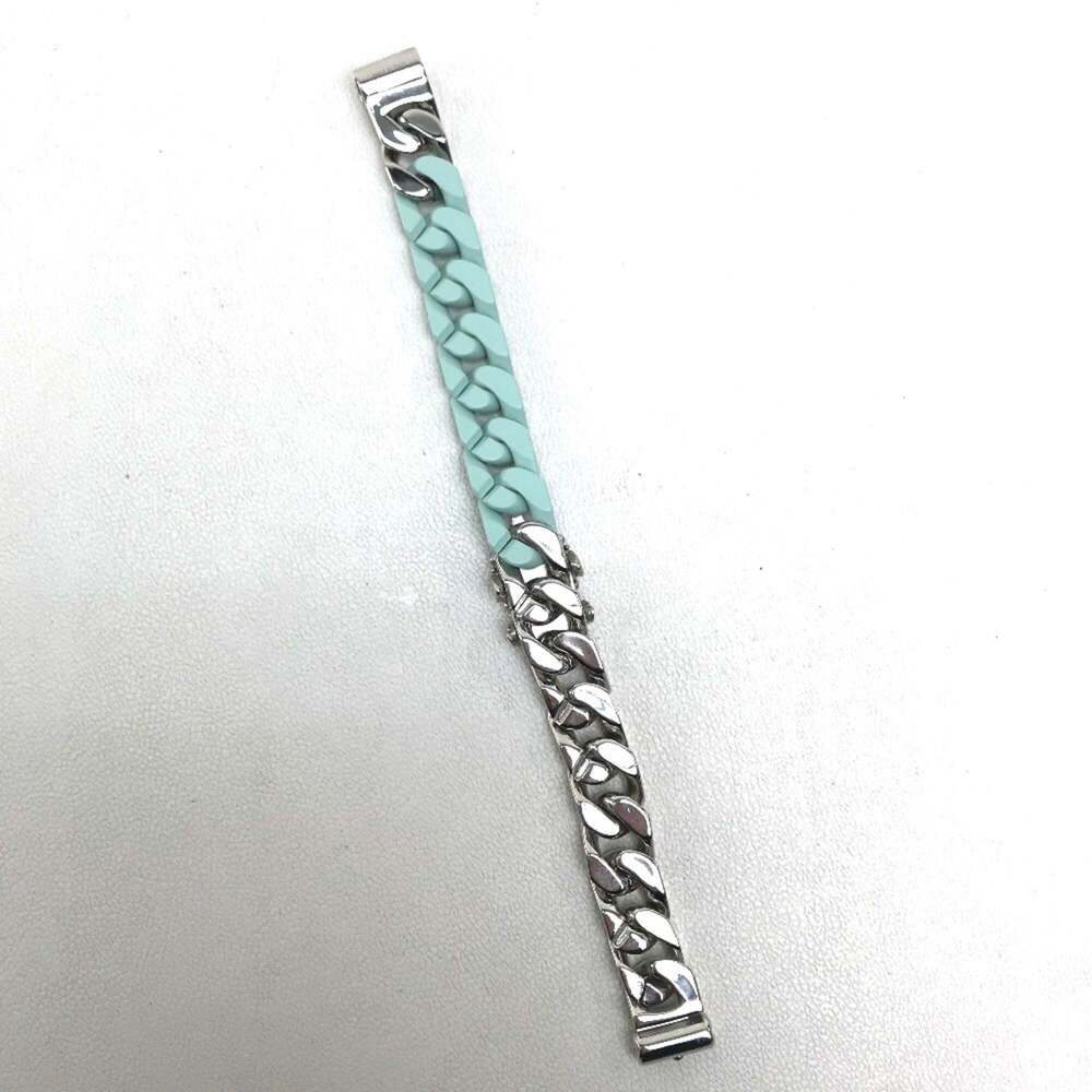 LOUIS VUITTON Green Charm Bracelet - Picture 5 of 10